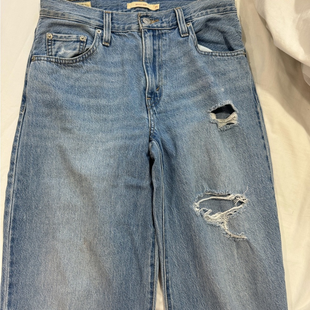 LEVI’S Baggy Dad Blue Jeans